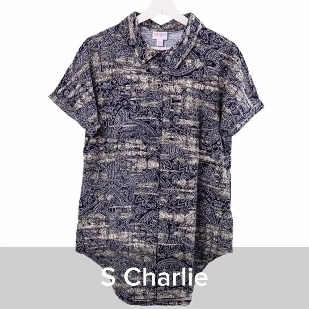 Lularoe Charlie Short Sleeve Button Up Top Small
